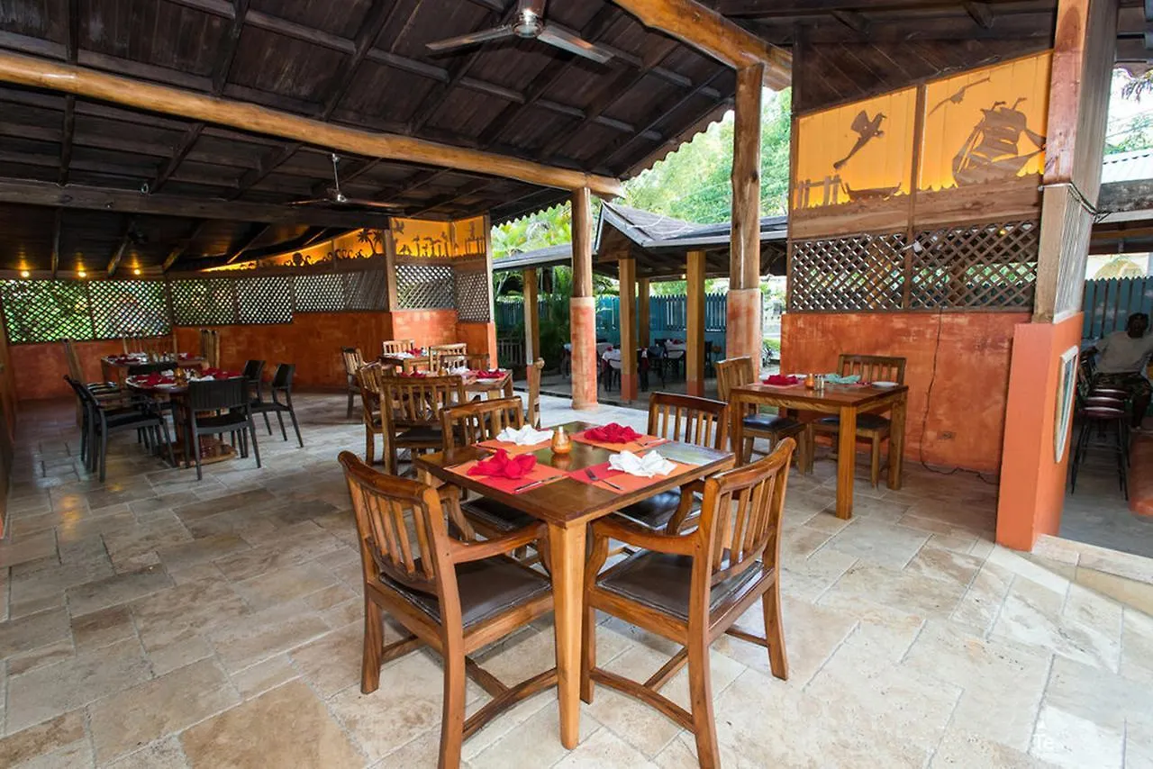 Sunrise Club Hotel Negril 3*,  Jamaica