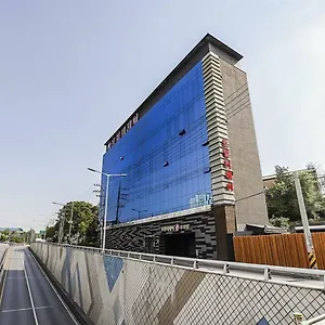 Tj 2*, Seoul South Korea